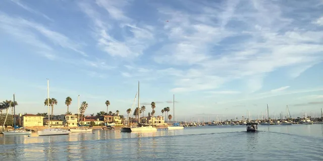 Newport Beach Electric Boat Rental - Image 2