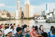 New York City Fireworks Cruise with Buffet & Drinks thumbnail 4