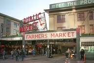 Seattle City Tour with Private Driver thumbnail 5
