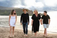 Kauai Family Photoshoot thumbnail 1