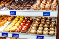 New York Donut Walking Tour in Union Square thumbnail 2