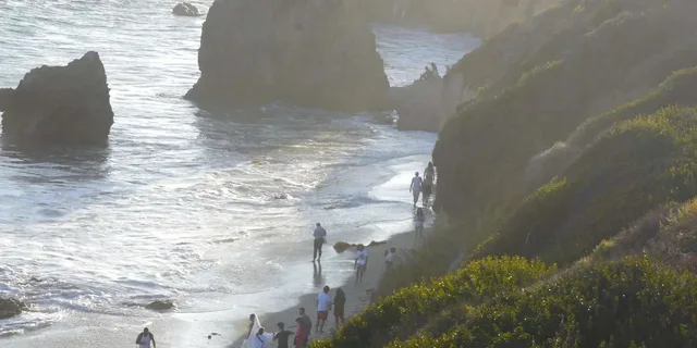 Malibu Coastal Driving Tour with Audio Guide - Image 6