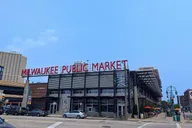 Milwaukee Scavenger Hunt Walking Tour thumbnail 4