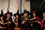 Salem Witch Costume Photo Studio Experience thumbnail 2