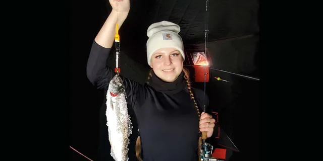 Anchorage Ice Fishing Trip - Image 5