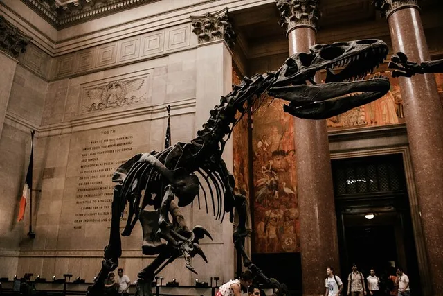New York City Friends Filming Locations Tour - Image 4