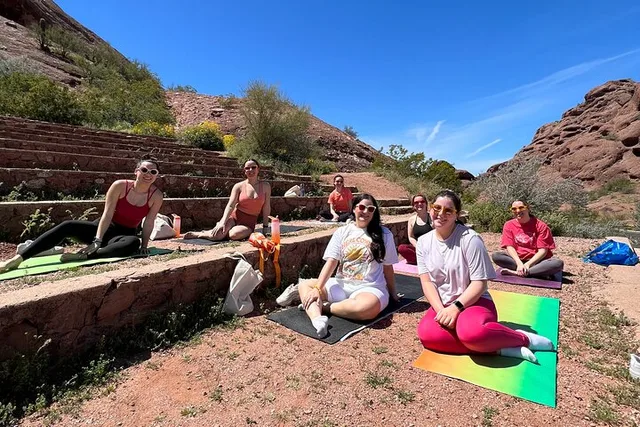 Phoenix Hiking & Yoga Experience at Papago Park - Image 4