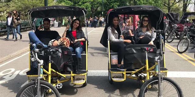 New York Central Park Pedicab Tour - Image 2