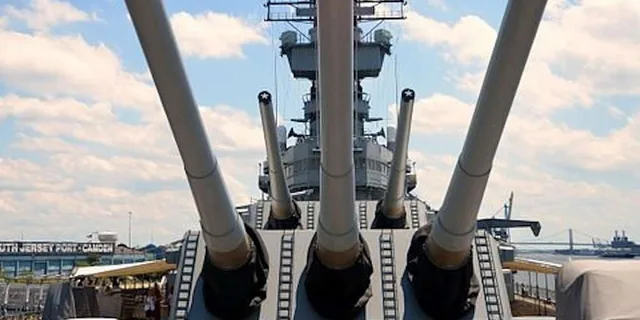 Philadelphia Battleship New Jersey Tour 1 hr - Image 3