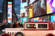 New York City Vintage Car Night Tour thumbnail 1