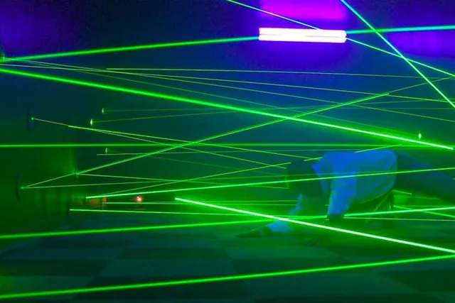 San Francisco Flyer, 7D Ride & Laser Maze Combo - Image 3