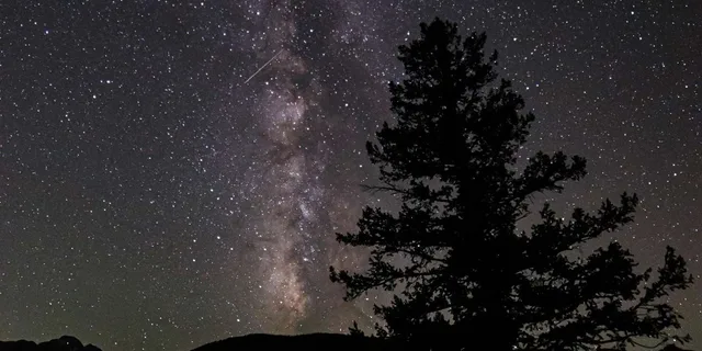 Rocky Mountain National Park Stargazing Hike - Image 2