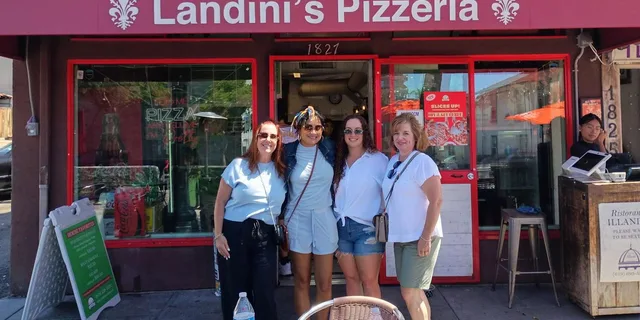 San Diego Pizza and Ice Cream Walking Tour 2 hr - Image 5