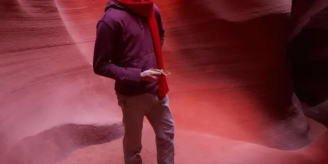 Las Vegas Antelope Canyon & Horseshoe Bend Tour - Image 2
