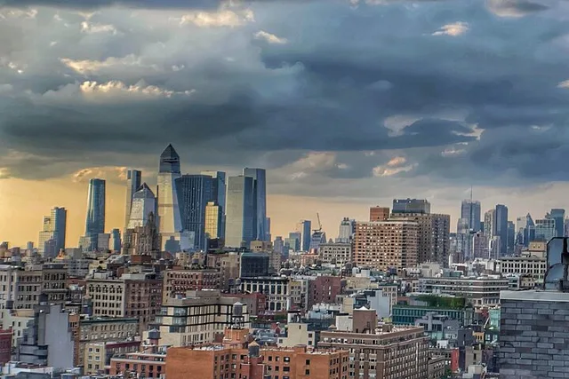New York City Rooftop Bar & Speakeasy Tour - Image 4