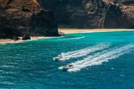 Kauai Na Pali Coast Raft Snorkel Adventure thumbnail 3