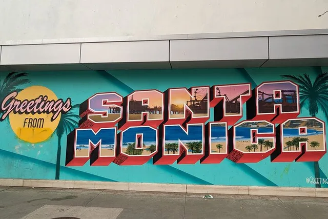 Santa Monica Scavenger Hunt Walking Tour - Image 3