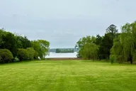 Williamsburg Plantation Tour to Berkeley, Westover & Sherwood thumbnail 4
