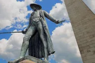 Boston Freedom Trail Walking Tour with Bunker Hill and USS Constitution thumbnail 3