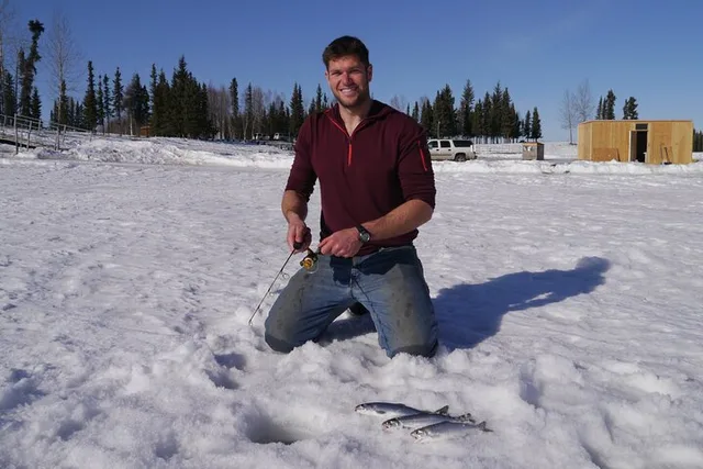 Fairbanks Ice Fishing Excursion Half-Day - Image 6