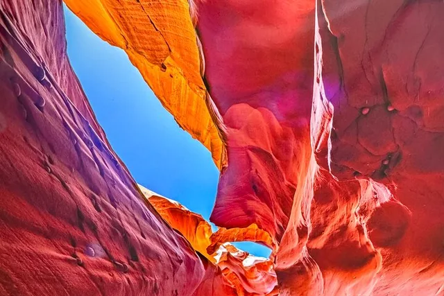 Antelope Canyon Hiking Tour - Image 5