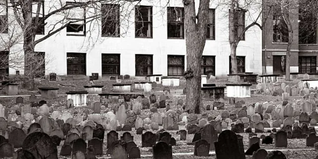 Boston Haunted Ghost Tour After Dark - Image 1