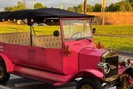 Philadelphia Historical Sites Vintage Car Tour thumbnail 1