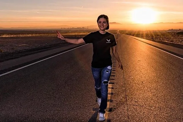 Las Vegas Photo Session with Local Photographer 30 min - Image 3