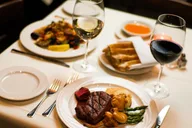 Orlando Restaurant Experience thumbnail 1
