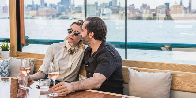 New York City Skyline Cruise on Yacht - Image 4