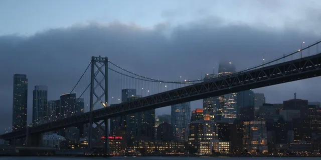 San Francisco Sunset Cruise - Image 6