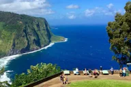 Big Island Volcanoes and Waterfalls Day Tour thumbnail 5