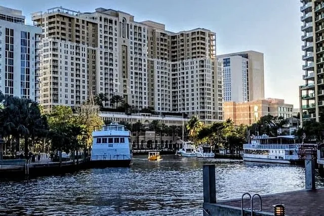 Fort Lauderdale Private Boat Tour 1 Hour - Image 6