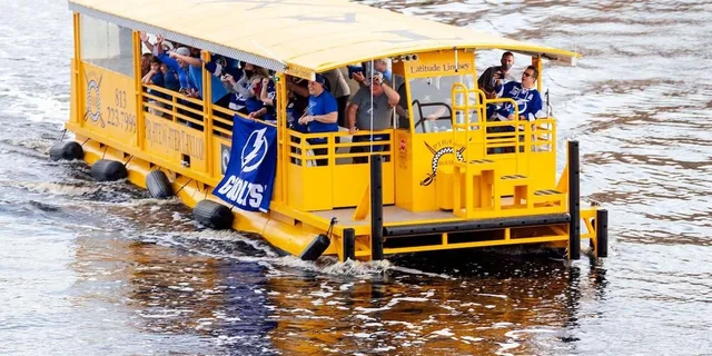 Tampa Pirate Water Taxi Tour - Image 6