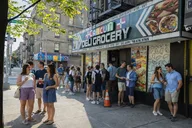 New York City Tour of Manhattan, The Bronx, Queens & Brooklyn thumbnail 4
