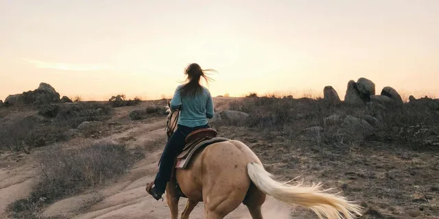 Malibu Horseback Riding Adventure with Lake Views 2 hr - Image 1