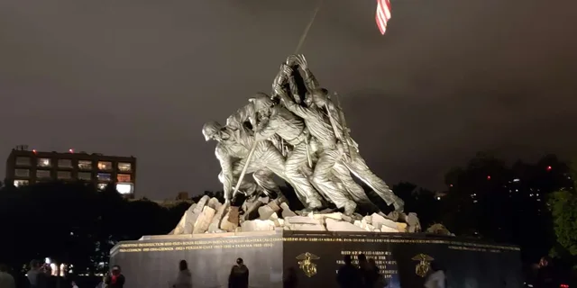Washington DC Trolley Tour with Arlington Cemetery - Image 2