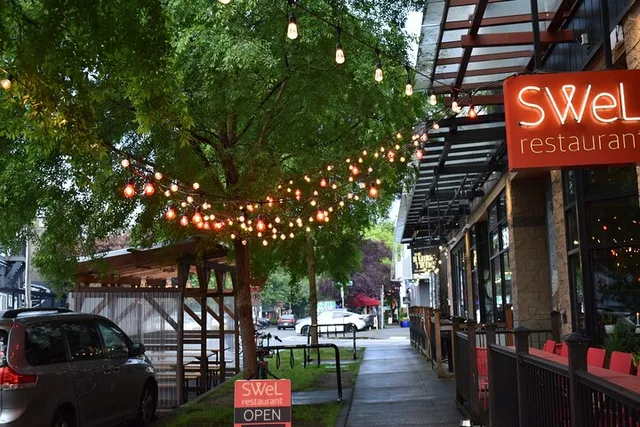 Seattle Cocktail Culture Tour in Fremont - Image 6