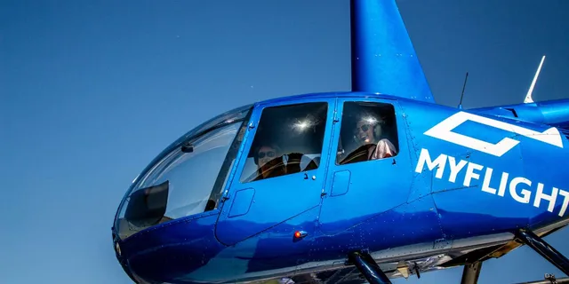 Milwaukee Helicopter Tour Over Downtown and Lakefront - Image 1