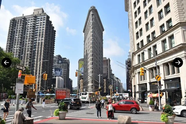 New York Manhattan Guided Bus Tour - Image 6
