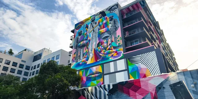 Miami Wynwood Donut and Street Art Tour 2 hr - Image 2