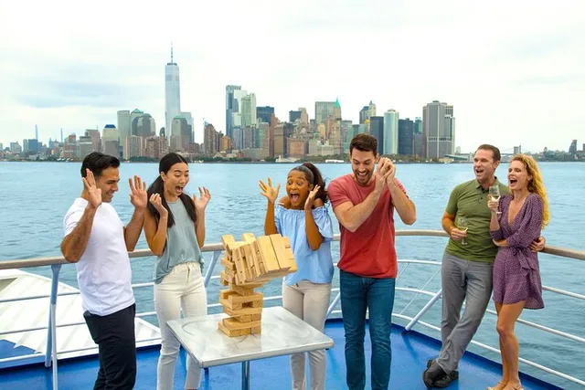 New York Dinner Buffet Cruise - Image 3