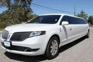 Los Angeles Private Limousine Tour thumbnail 3