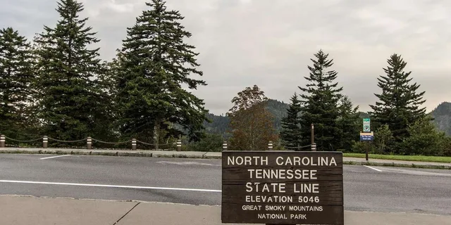 Pigeon Forge Smoky Mountains Jeep Tour - Image 2