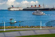 Los Angeles Seaside Sites and Shoreline Village Tour thumbnail 2