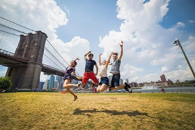 New York Photo Session with French-Speaking Photographer - Image 1