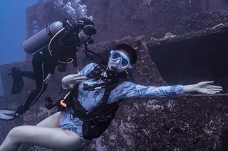 Waikiki SCUBA Diving Wreck Tour - Certified Divers