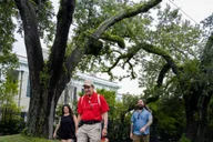 New Orleans Garden District Walking Tour thumbnail 1
