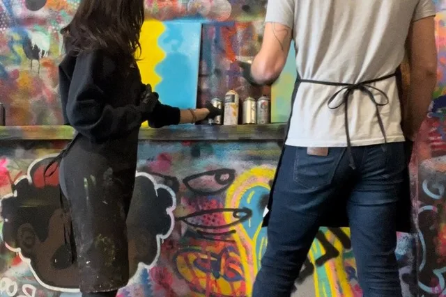 Chicago Spray Paint and Sip Workshop 90 min - Image 6