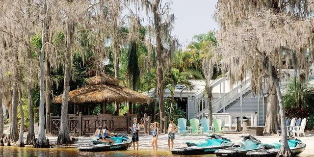 Orlando Jet Ski Rental at Lake Bryan - Image 2
